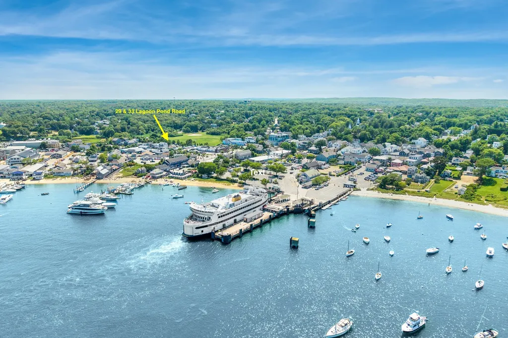 29 & 33 Lagoon Pond Road Vineyard Haven MA 02568