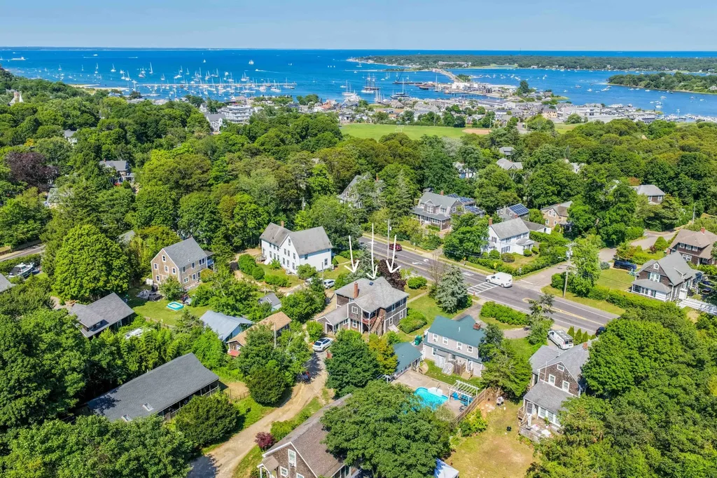 41 Edgartown Vineyard Haven Road Vineyard Haven MA 02568