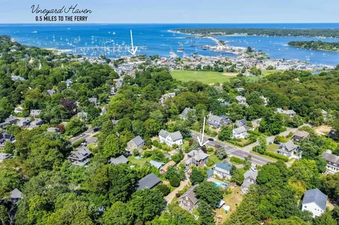 41 Edgartown Vineyard Haven Road Vineyard Haven MA 02568