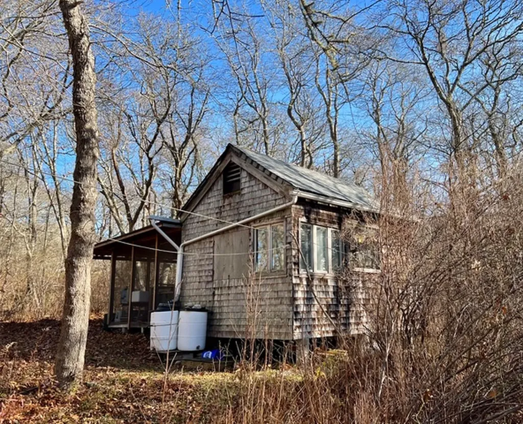 1 Old Field Road Aquinnah MA 02535
