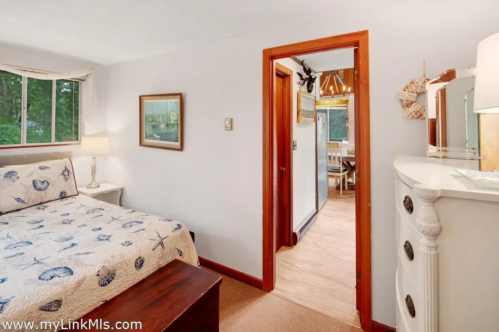 9 Galway Road West Tisbury MA 02575