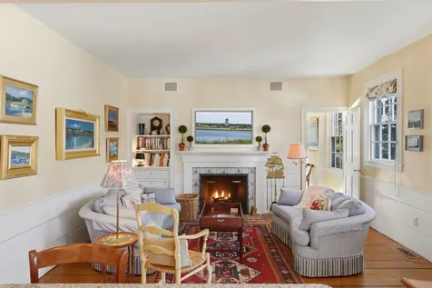 14 Thayer Street Edgartown MA 02539