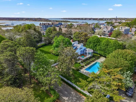 14 Thayer Street Edgartown MA 02539
