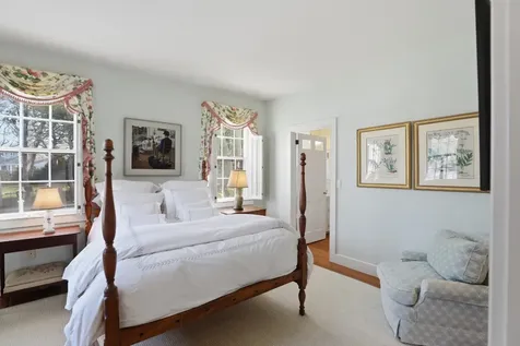 14 Thayer Street Edgartown MA 02539