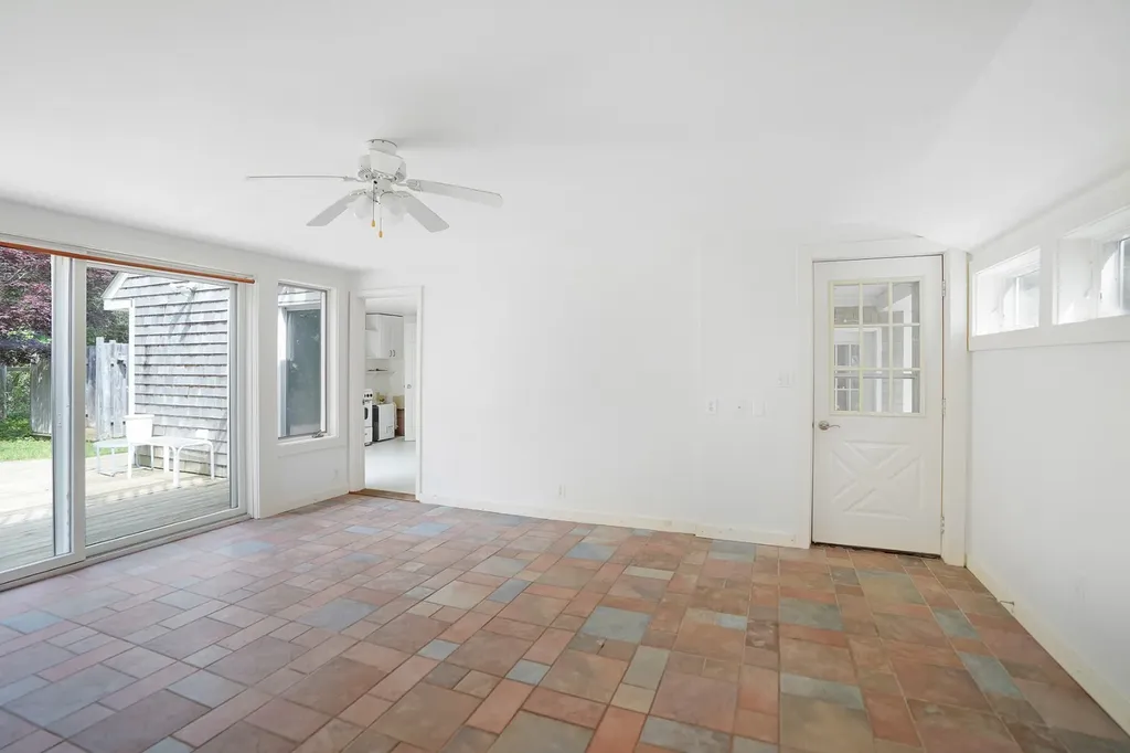 3 Troy Street Oak Bluffs MA 02557