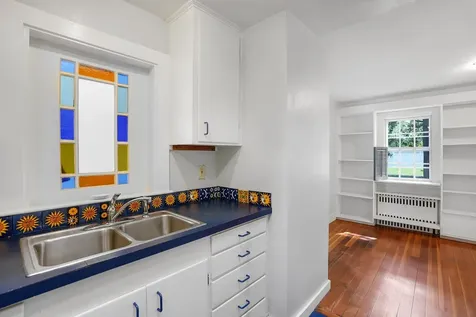 3 Troy Street Oak Bluffs MA 02557