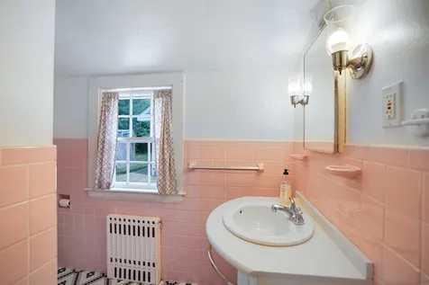 3 Troy Street Oak Bluffs MA 02557