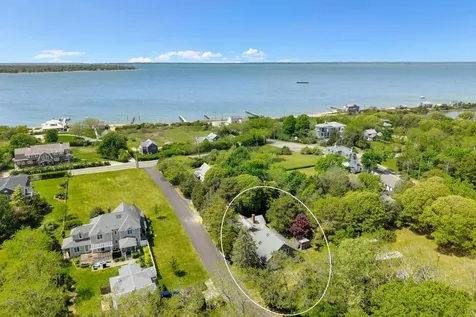 3 Troy Street Oak Bluffs MA 02557