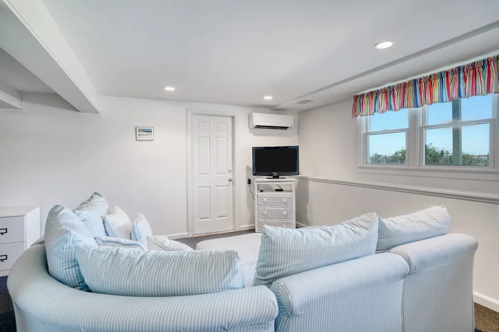 103 Edgartown Bay Road Edgartown MA 02539