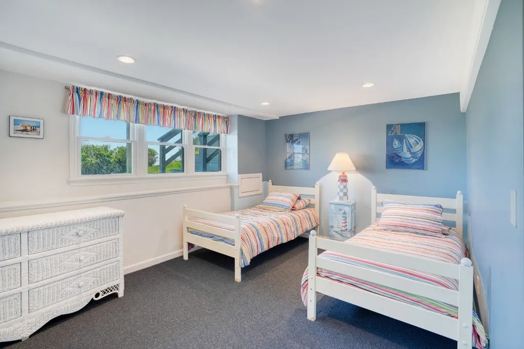 103 Edgartown Bay Road Edgartown MA 02539