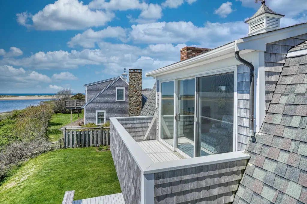 103 Edgartown Bay Road Edgartown MA 02539