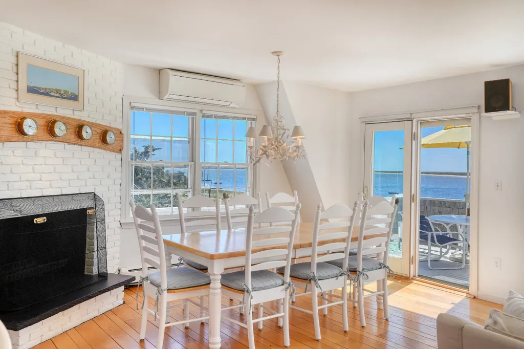 103 Edgartown Bay Road Edgartown MA 02539