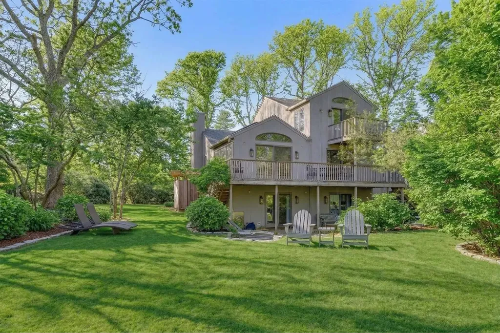 3 Hidden Cove Road Oak Bluffs MA 02577