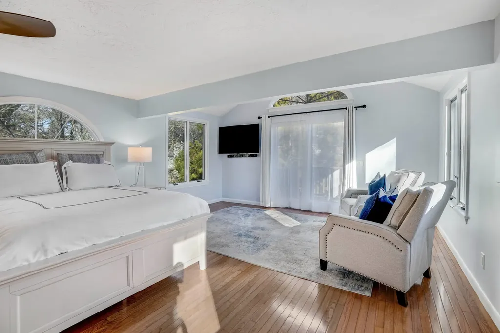 3 Hidden Cove Road Oak Bluffs MA 02577