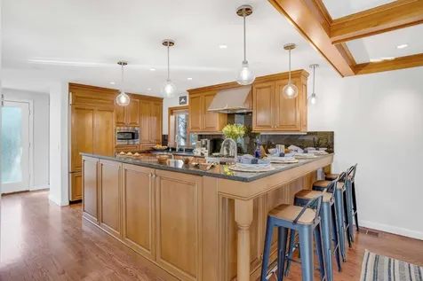 3 Hidden Cove Road Oak Bluffs MA 02577