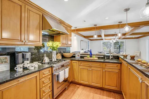3 Hidden Cove Road Oak Bluffs MA 02577
