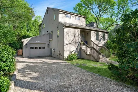 3 Hidden Cove Road Oak Bluffs MA 02577