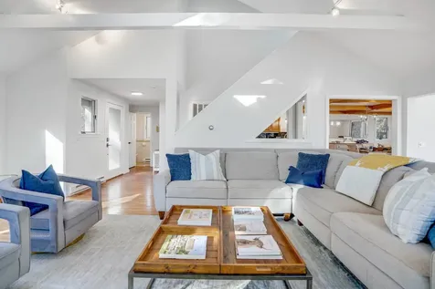 3 Hidden Cove Road Oak Bluffs MA 02577