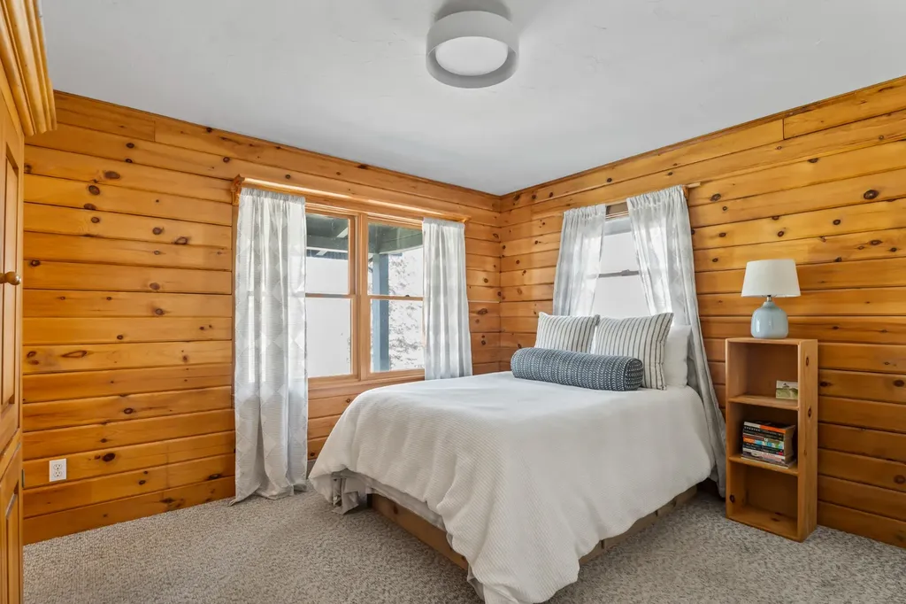 7 Pip'n Circle Edgartown MA 02539