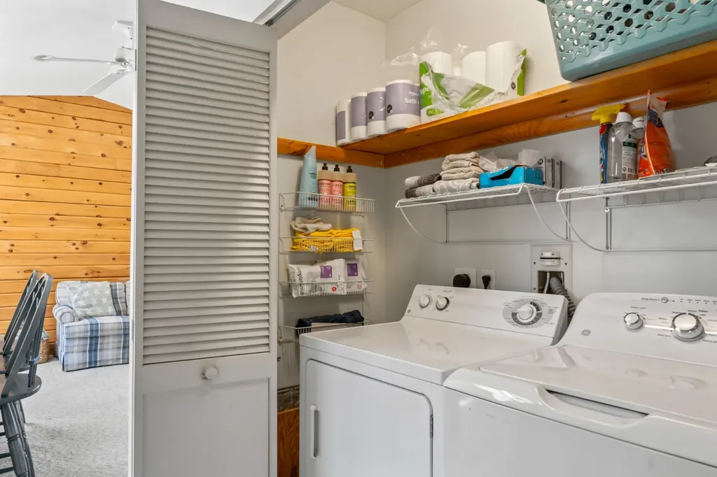7 Pip'n Circle Edgartown MA 02539