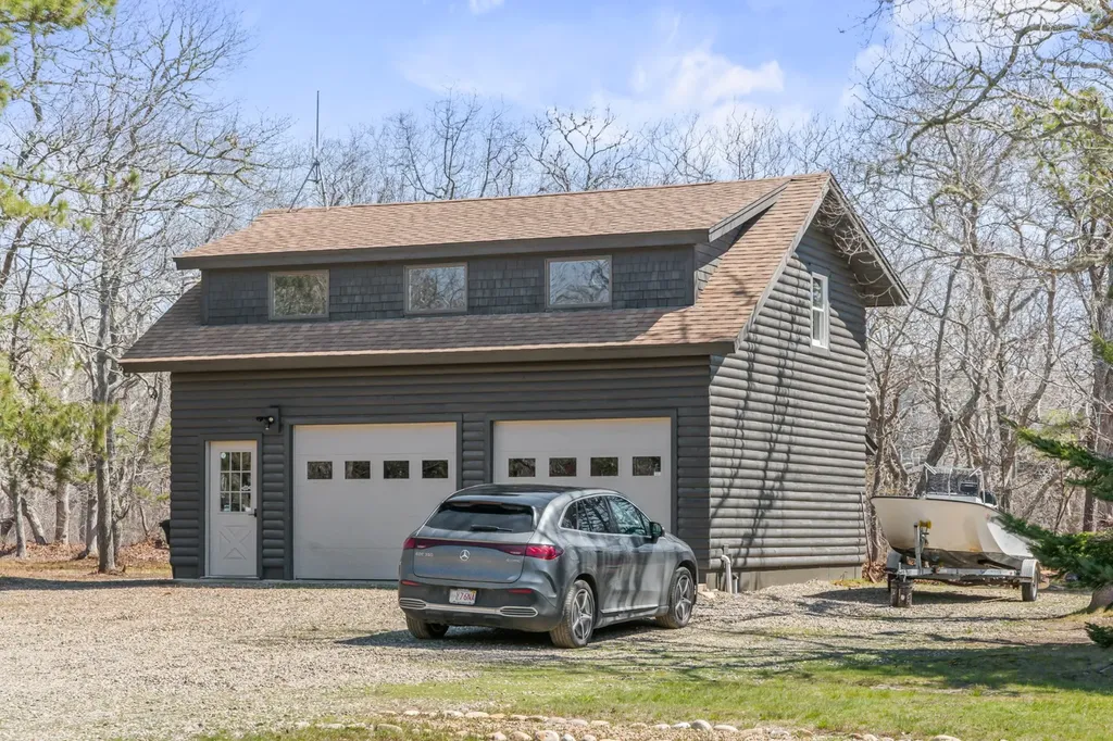7 Pip'n Circle Edgartown MA 02539