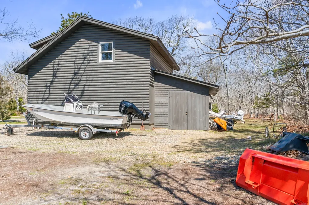 7 Pip'n Circle Edgartown MA 02539