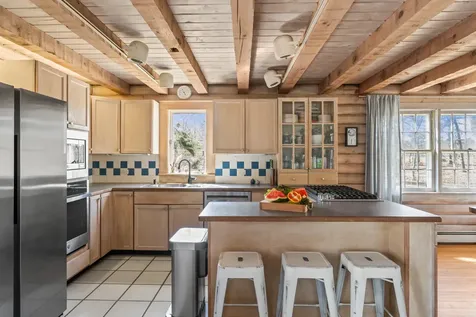 7 Pip'n Circle Edgartown MA 02539