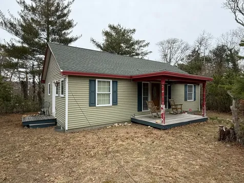67 Hudson Avenue Oak Bluffs MA 02557