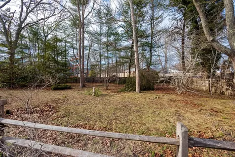 17 Chapman Lane Edgartown MA 02539