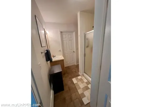 10 Trotters Lane West Tisbury MA 02575