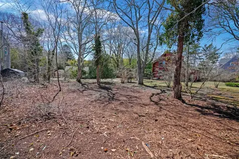 15 Chapman Lane Edgartown MA 02539