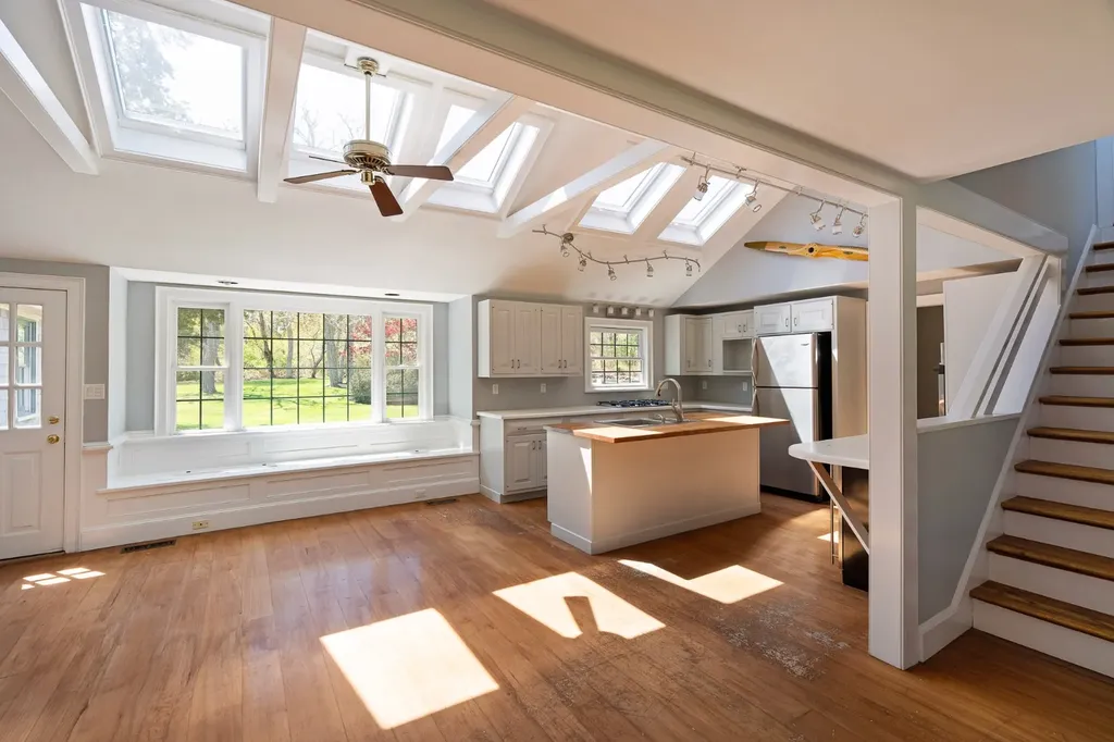 15 Tamarack Lane Oak Bluffs MA 02557