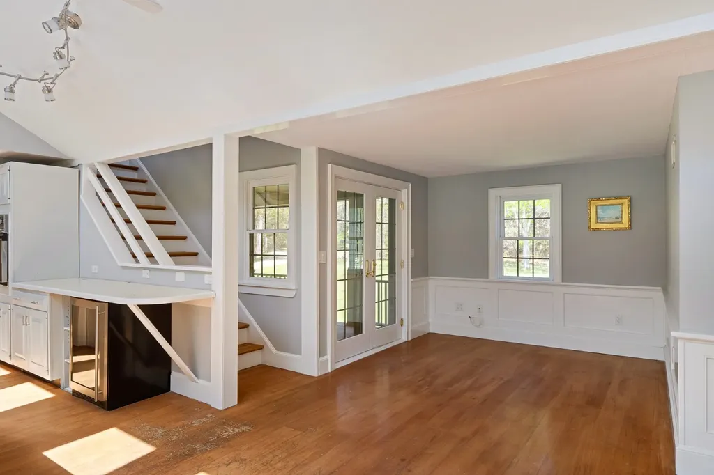 15 Tamarack Lane Oak Bluffs MA 02557