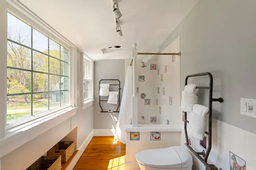 15 Tamarack Lane Oak Bluffs MA 02557