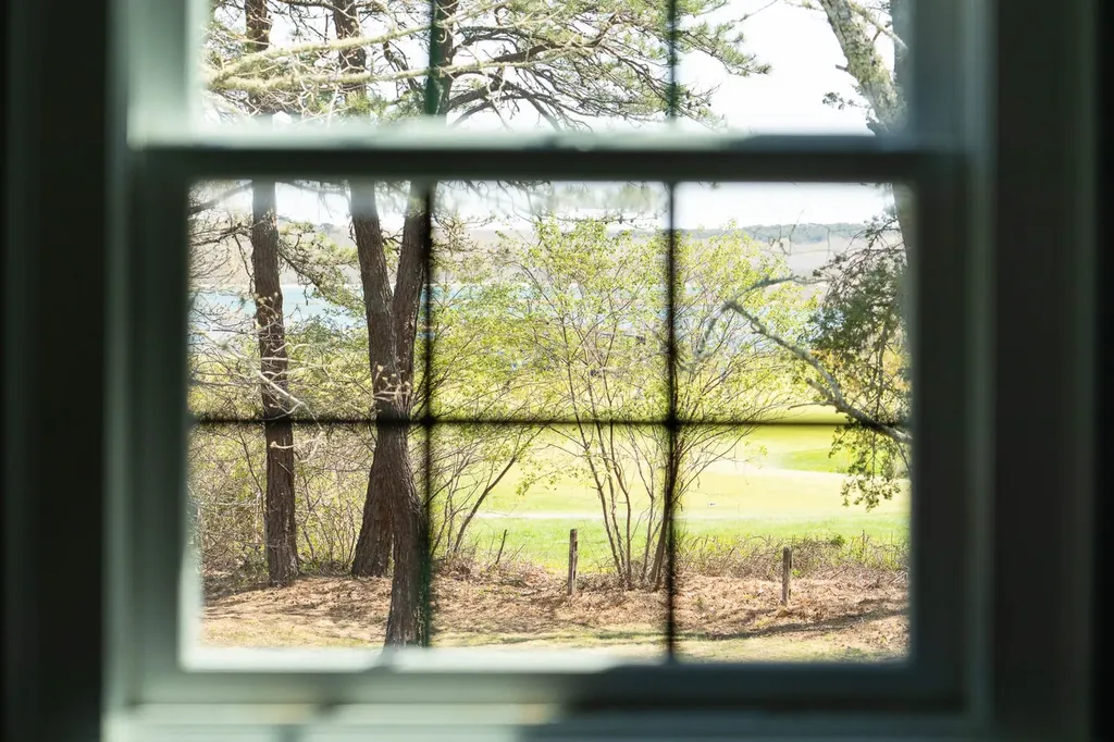 15 Tamarack Lane Oak Bluffs MA 02557