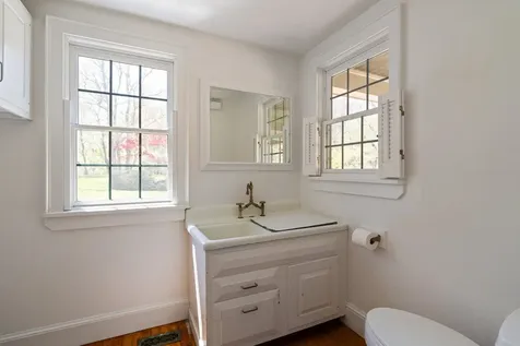 15 Tamarack Lane Oak Bluffs MA 02557