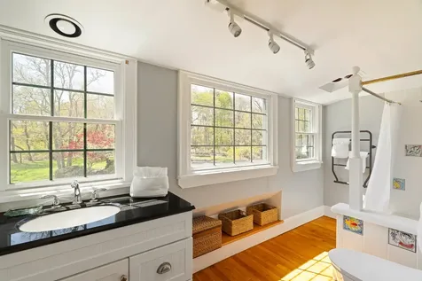 15 Tamarack Lane Oak Bluffs MA 02557