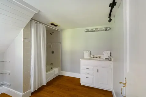 15 Tamarack Lane Oak Bluffs MA 02557