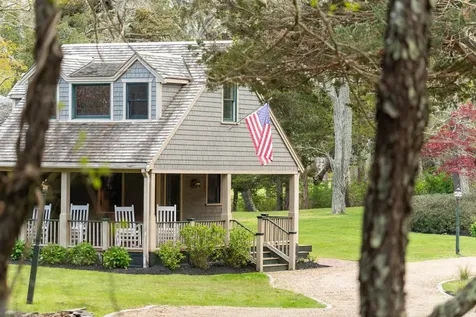 15 Tamarack Lane Oak Bluffs MA 02557
