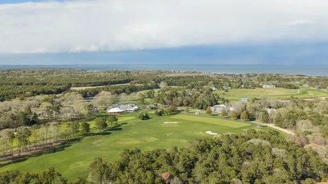 15 Tamarack Lane Oak Bluffs MA 02557