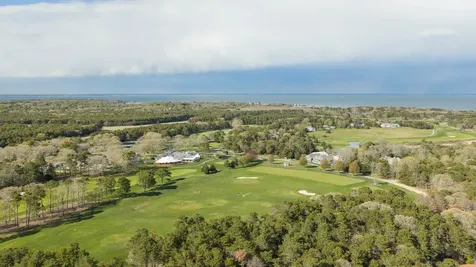 15 Tamarack Lane Oak Bluffs MA 02557
