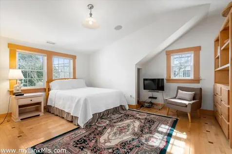 62 North Summer Street Edgartown MA 02539