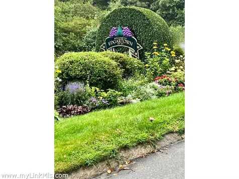 62 North Summer Street Edgartown MA 02539