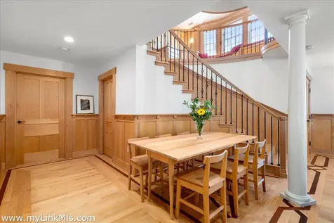 62 North Summer Street Edgartown MA 02539