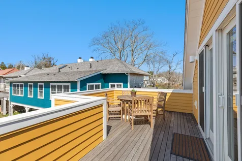 26 Union Court Vineyard Haven MA 02568