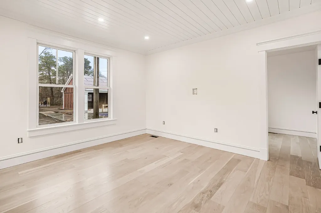 9 Suttons Way Edgartown MA 02539