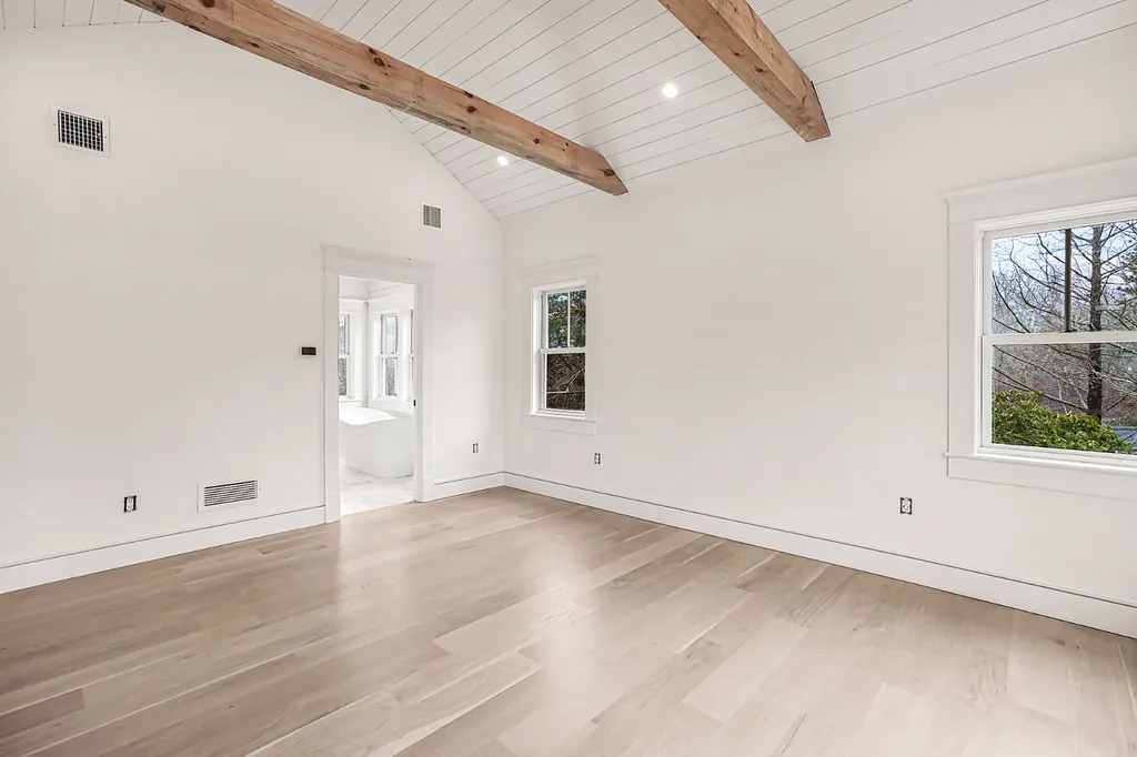 9 Suttons Way Edgartown MA 02539