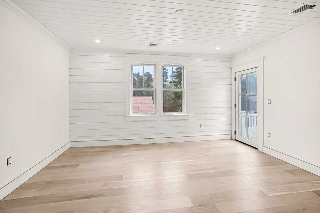 9 Suttons Way Edgartown MA 02539