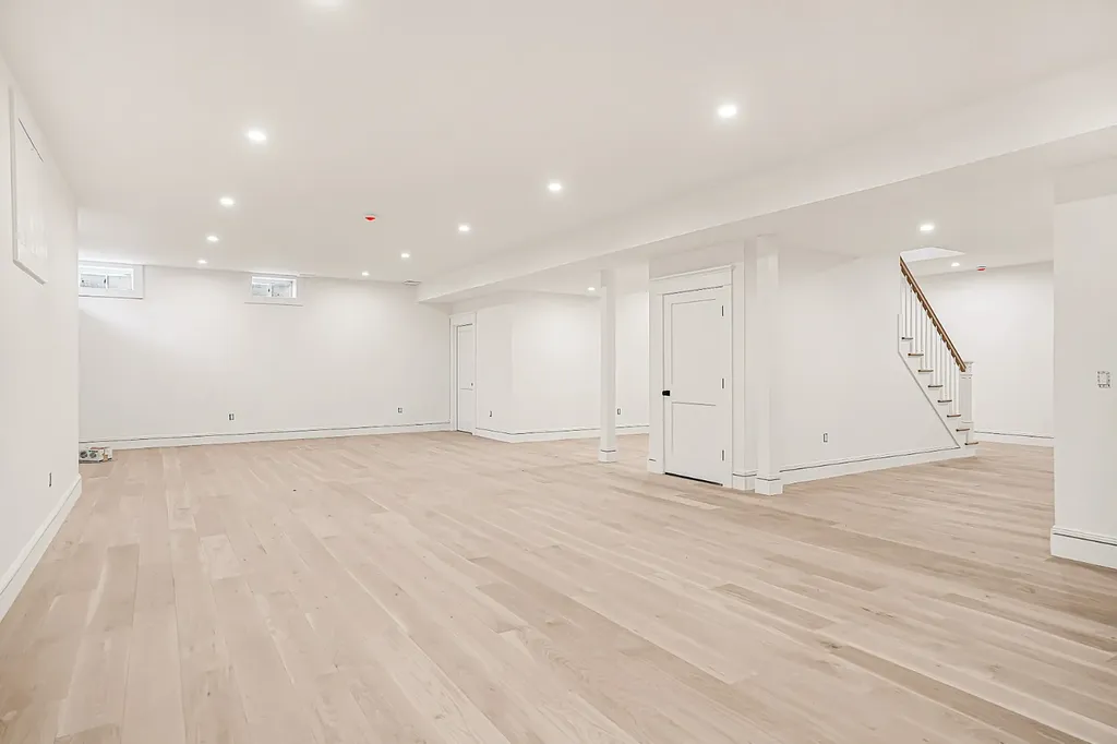 9 Suttons Way Edgartown MA 02539