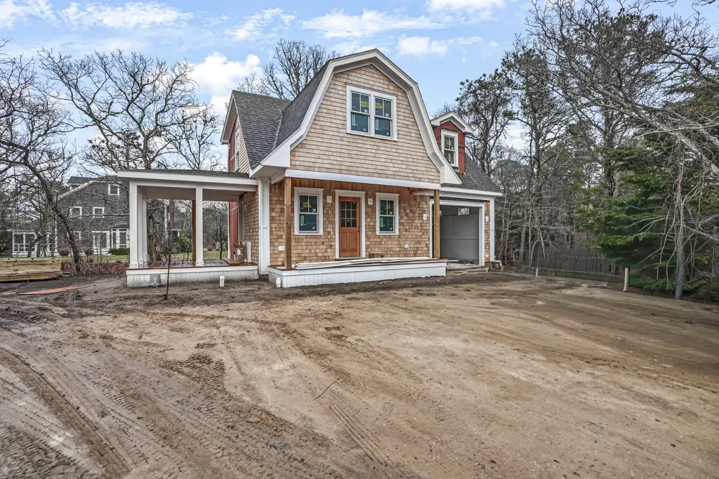 9 Suttons Way Edgartown MA 02539